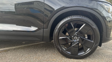 Volvo XC40 2.0 B3P Plus Black Edition 5dr Auto Petrol Estate